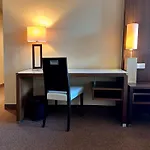 Hotel - By Ihg