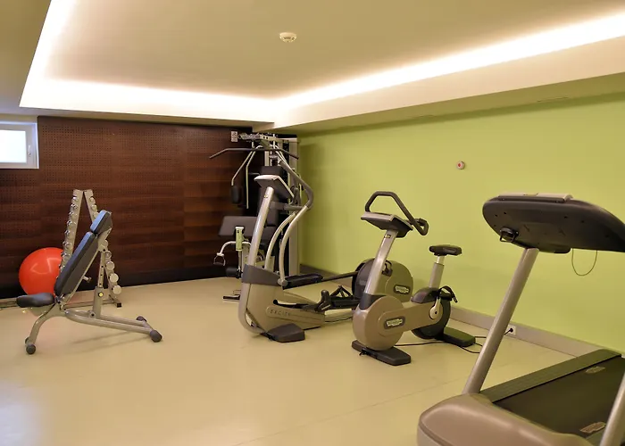 - By Ihg Hotel