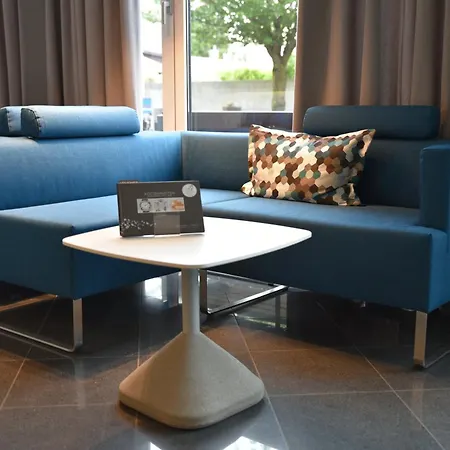 - By Ihg 4* Salzburgo