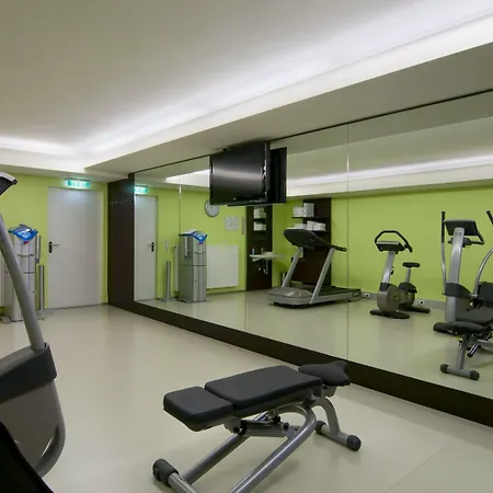 Hotell - By Ihg Salzburg