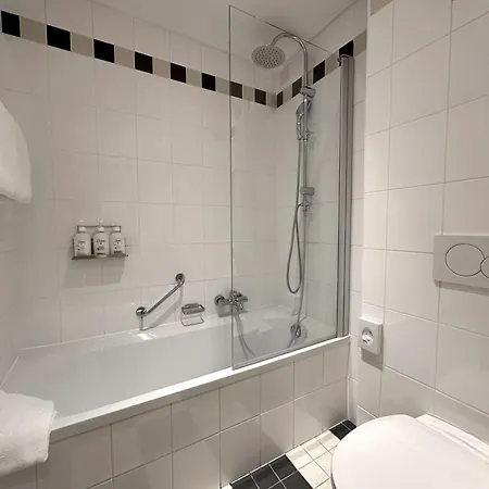 Hotel - By Ihg Salzbourg