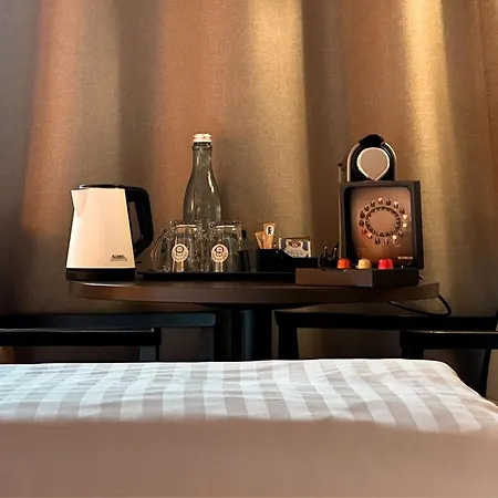 - By Ihg Hotell