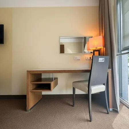 - By Ihg 4* Salzburg