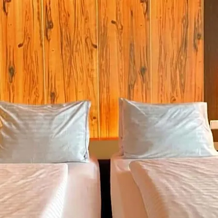 - By Ihg Hotel