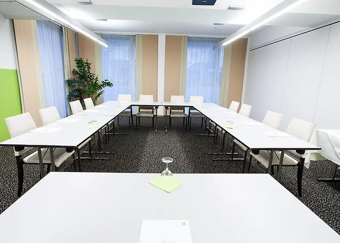 - By Ihg Hotel Salisburgo