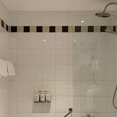 - By Ihg 4* Salzburg