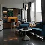 - By Ihg מלון 4*